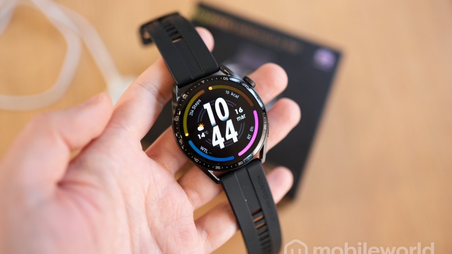 Huawei Watch GT 3 è in super sconto su Amazon! Display e autonomia top