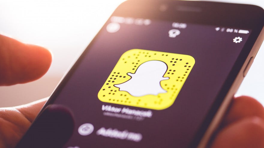 Snapchat inserirà annunci pubblicitari nelle storie e condividerà i guadagni con i creators