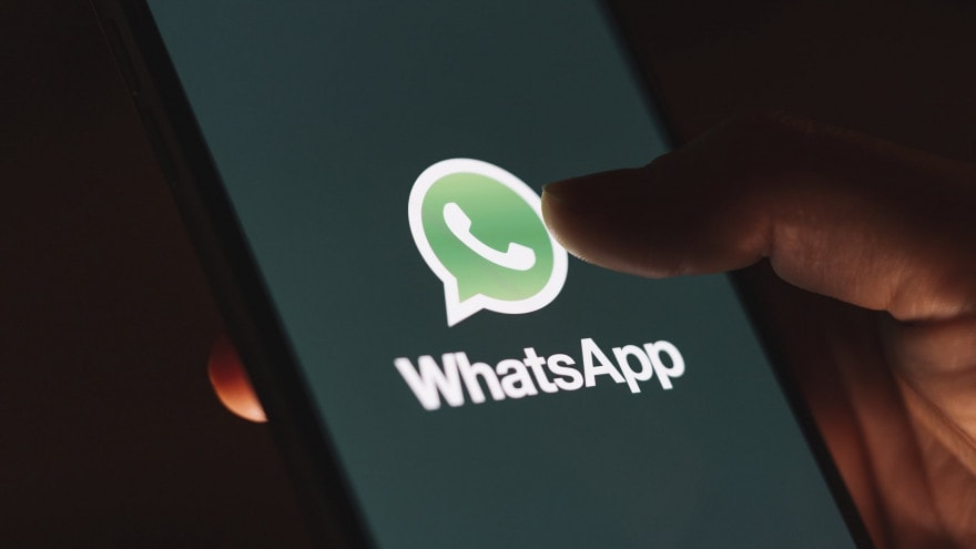 Passo indietro di WhatsApp: torna la vecchia interfaccia dei contatti nella beta per Android