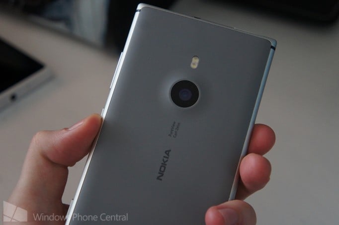 Nokia Lumia 925: un primo unboxing