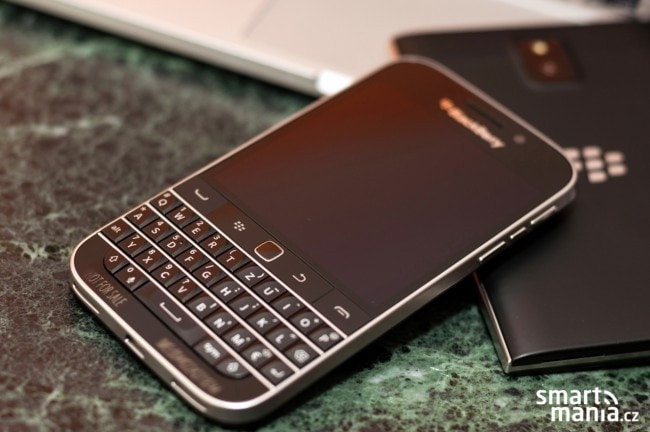 BlackBerry Classic arriverà a dicembre (video)
