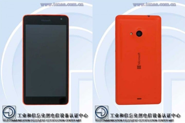 Un&#039;immagine trapelata rivela il primo Lumia con logo Microsoft
