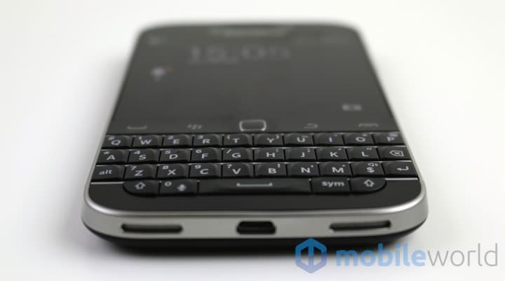 BlackBerry cederà la licenza della sua tastiera fisica QWERTY a produttori selezionati
