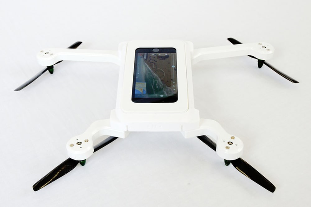 Lo smartphone diventa un drone grazie a questo &quot;case&quot; (foto e video)