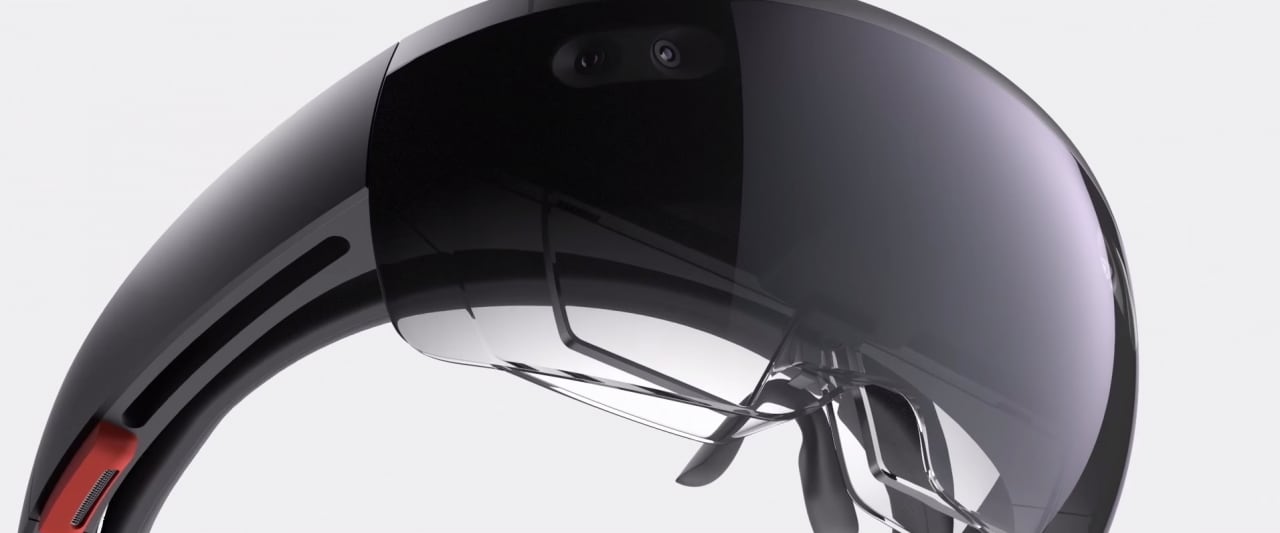 HoloLens: Microsoft renderà la realtà aumentata alla portata di tutti (foto e video)