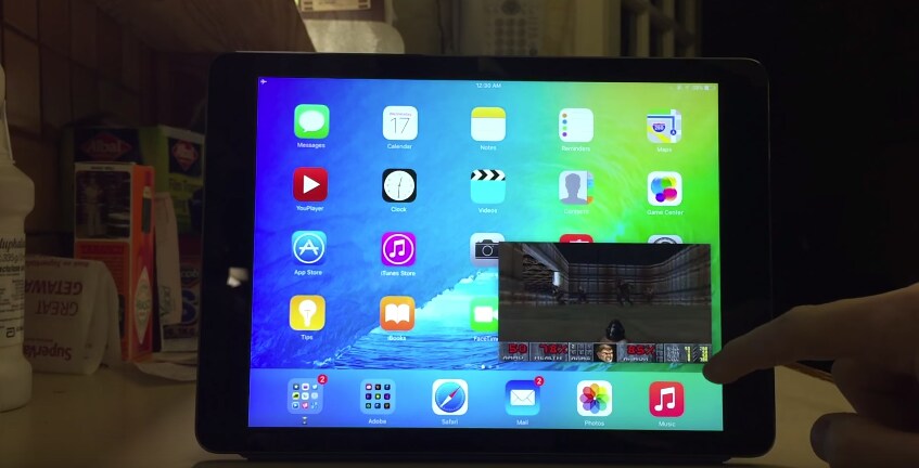 Doom in finestra su iPad Air 2 grazie al Picture-in-Picture di iOS 9 (video)