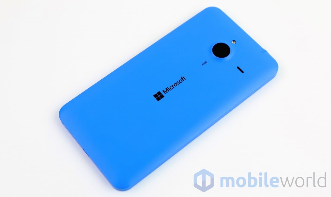 Scontro fotografico tra Lumia 640 XL, Lumia 920 e Nikon D610 (foto)