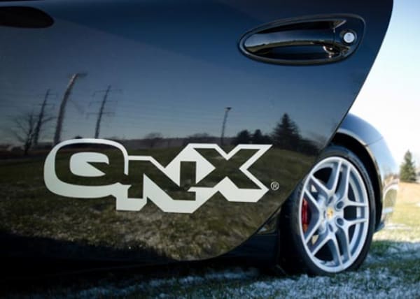 BlackBerry mostra le potenzialità degli OTA di QNX per le auto