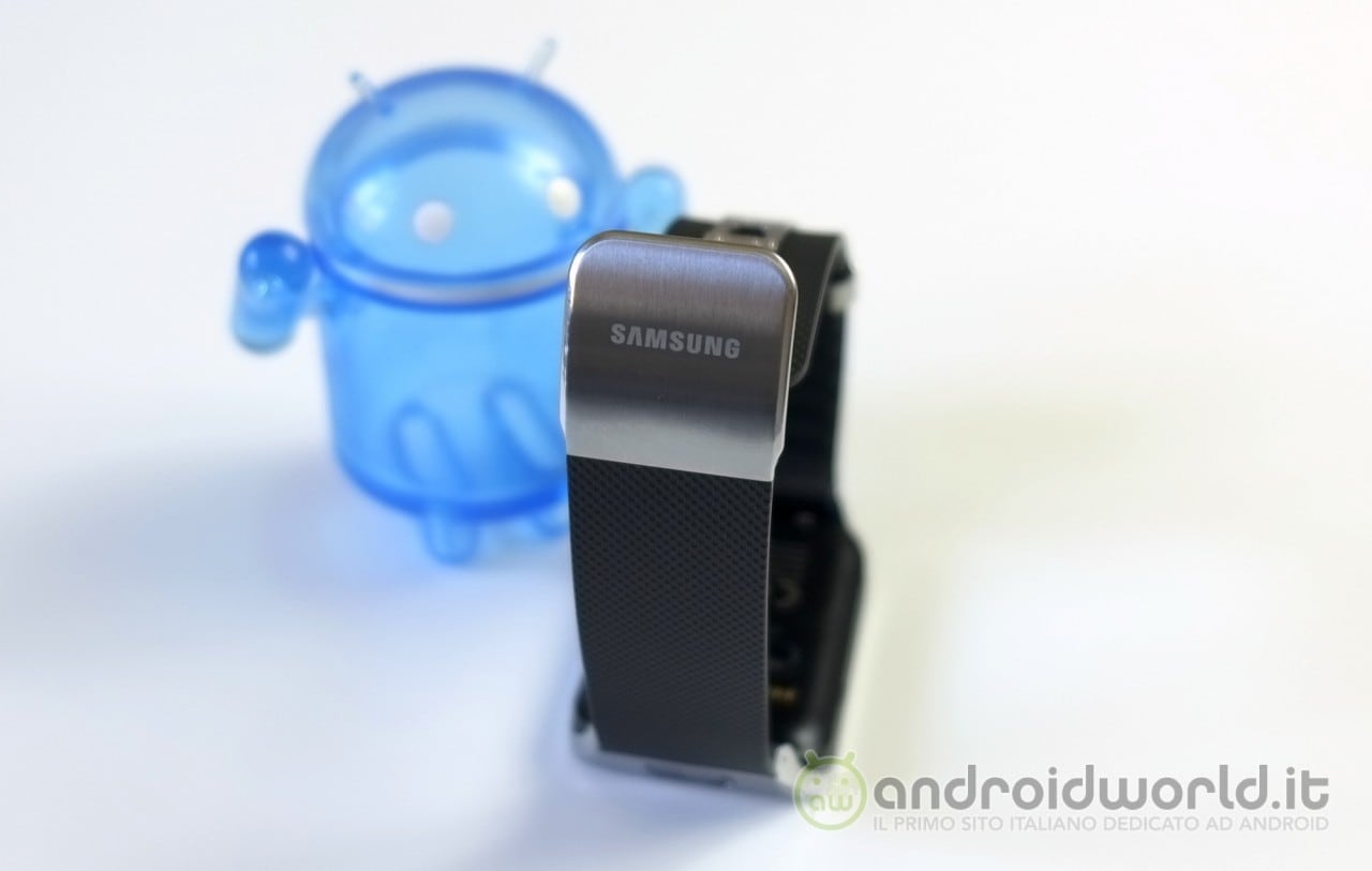 Android Wear ha dimezzato le vendite dei Samsung Gear con Tizen