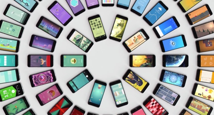 Il nuovo spot &quot;If it&#039;s not an iPhone&quot; punta sulle app (video)