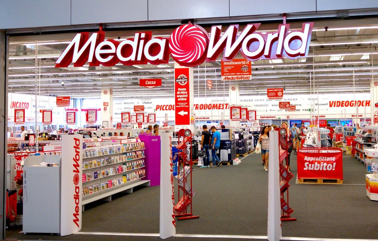 Sconti MediaWorld: -20% su sistemi audio e TV (con un anno di Sky incluso)