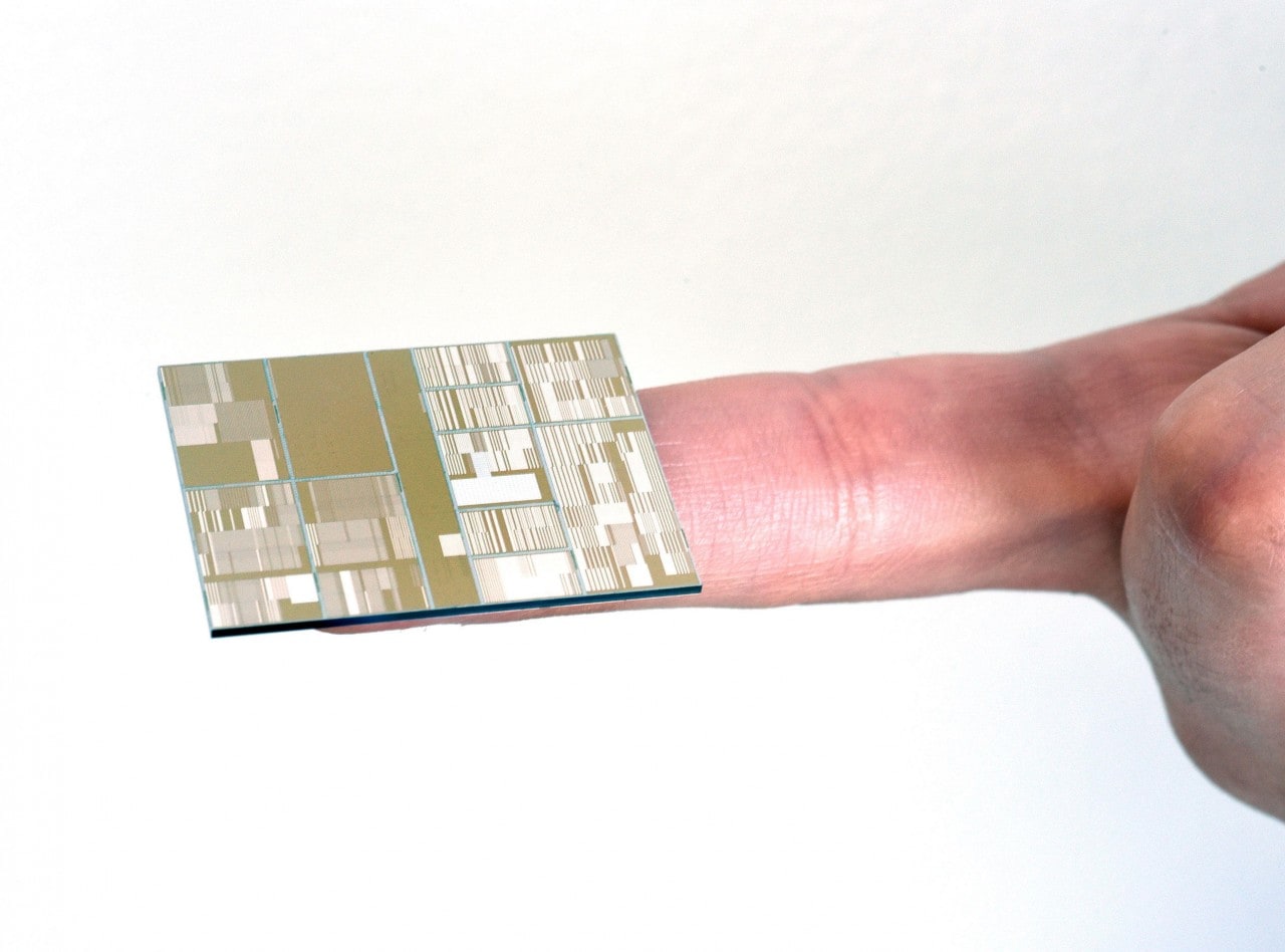 IBM rivela il chip che potrebbe raddoppiare le performance di ogni dispositivo