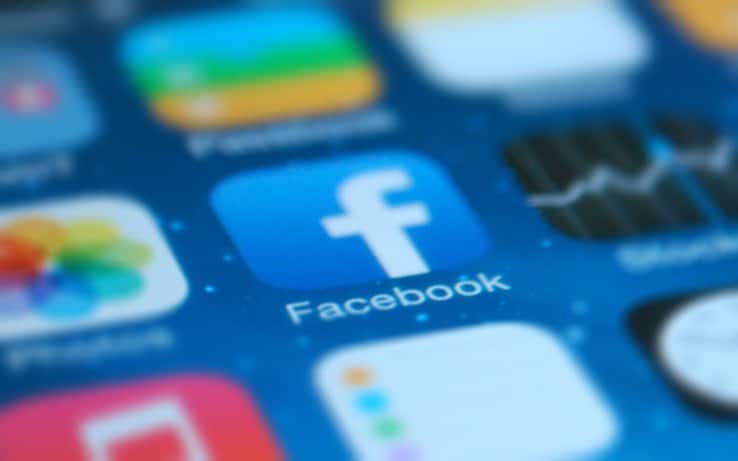 Facebook non consumerà più così tanto su iPhone