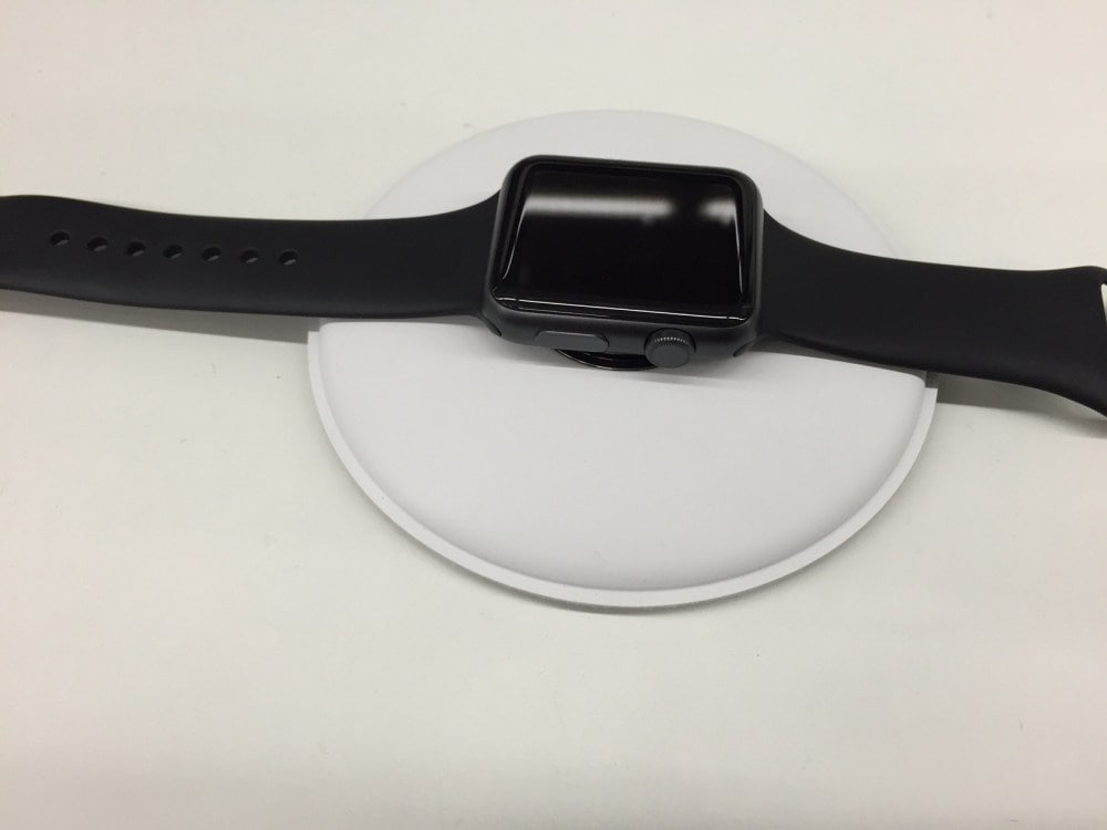 Apple Watch avrà una dock di ricarica magnetica e questo è il suo aspetto (foto)