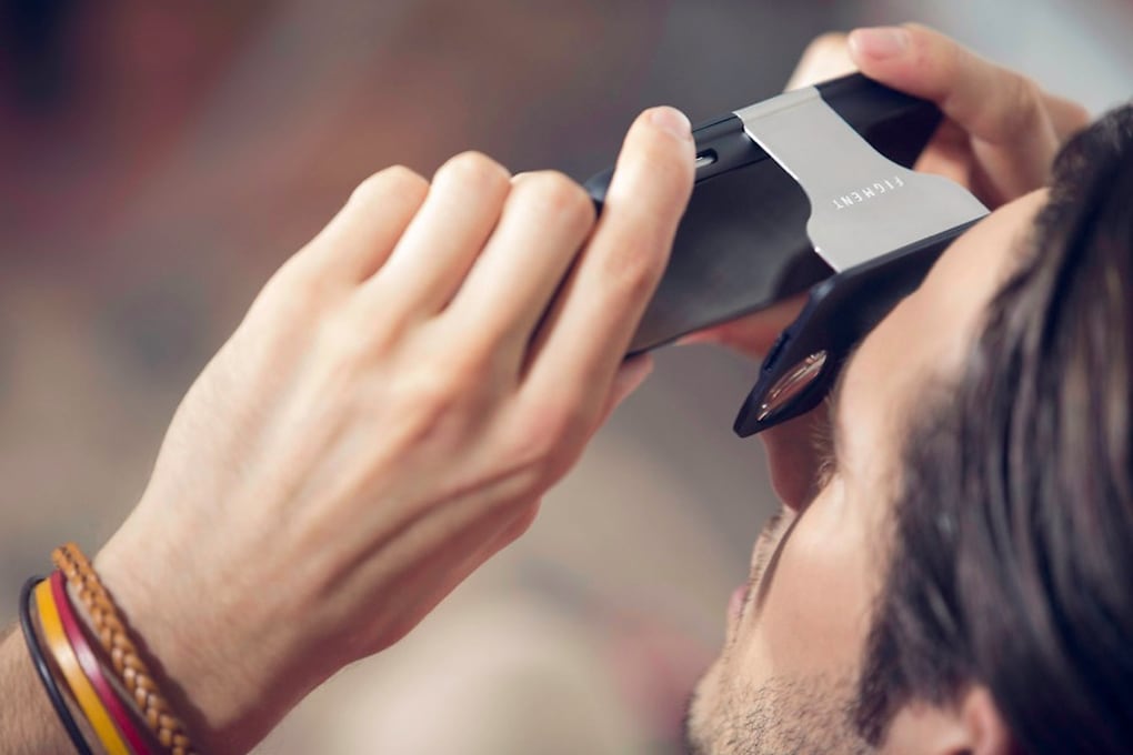 Figment, la cover per iPhone che si crede un visore VR (foto e video)