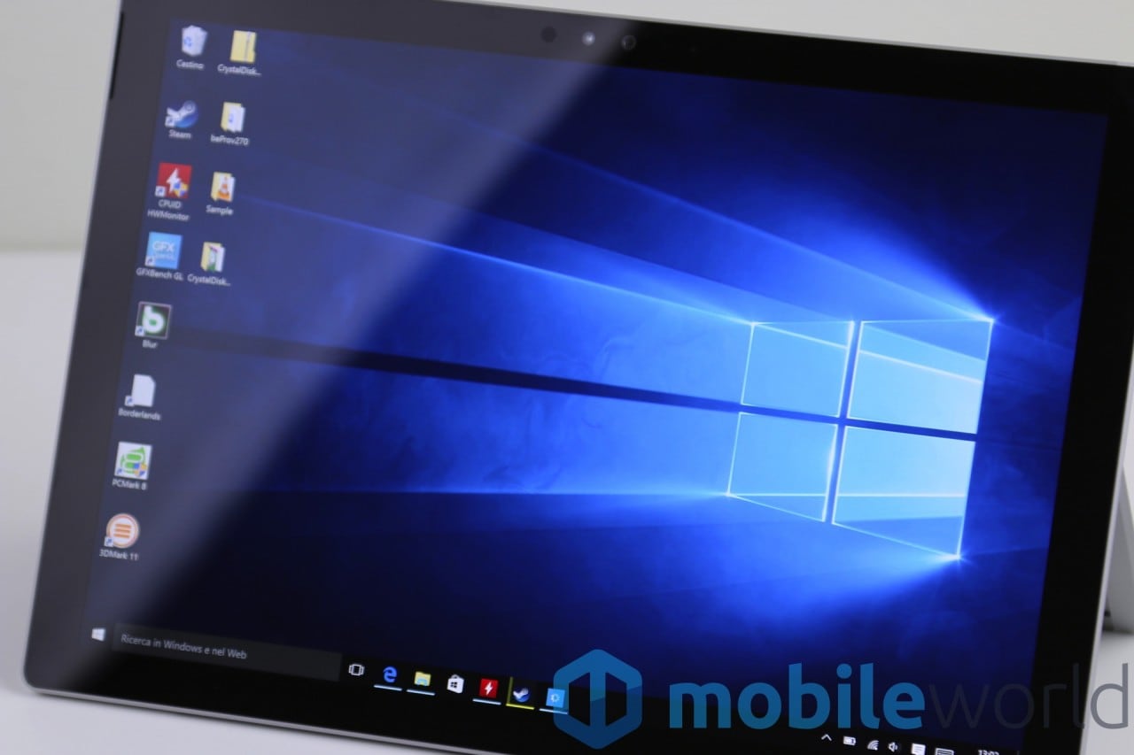Microsoft Surface Pro 5 potrebbe avere processore Kaby Lake e 16 GB di RAM