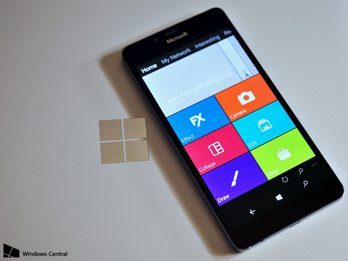 PicsArt si aggiorna e diventa universale: il ritocco fotografico arriva su Windows 10 e Windows 10 Mobile