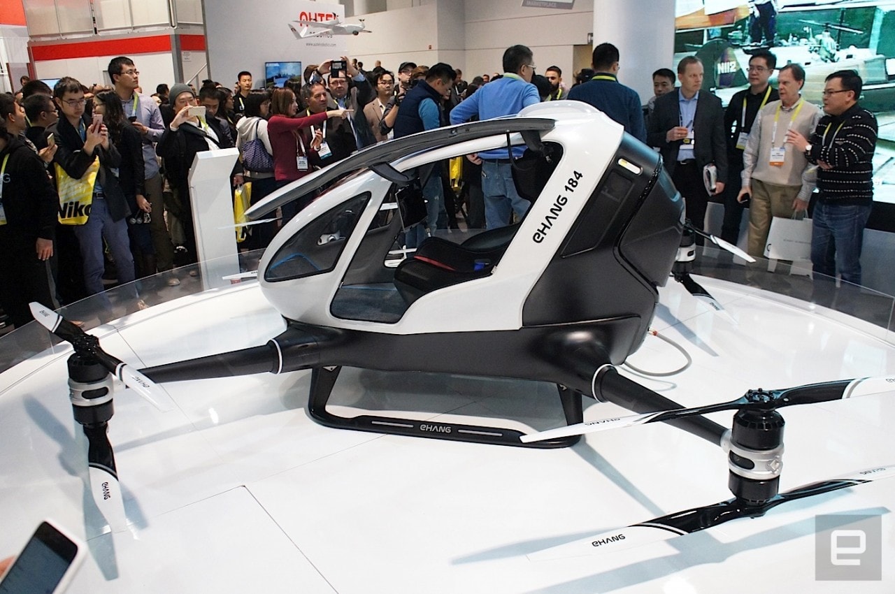 Dopo aver visto questo drone monoposto sarete pronti per rottamare la vostra auto! (foto)