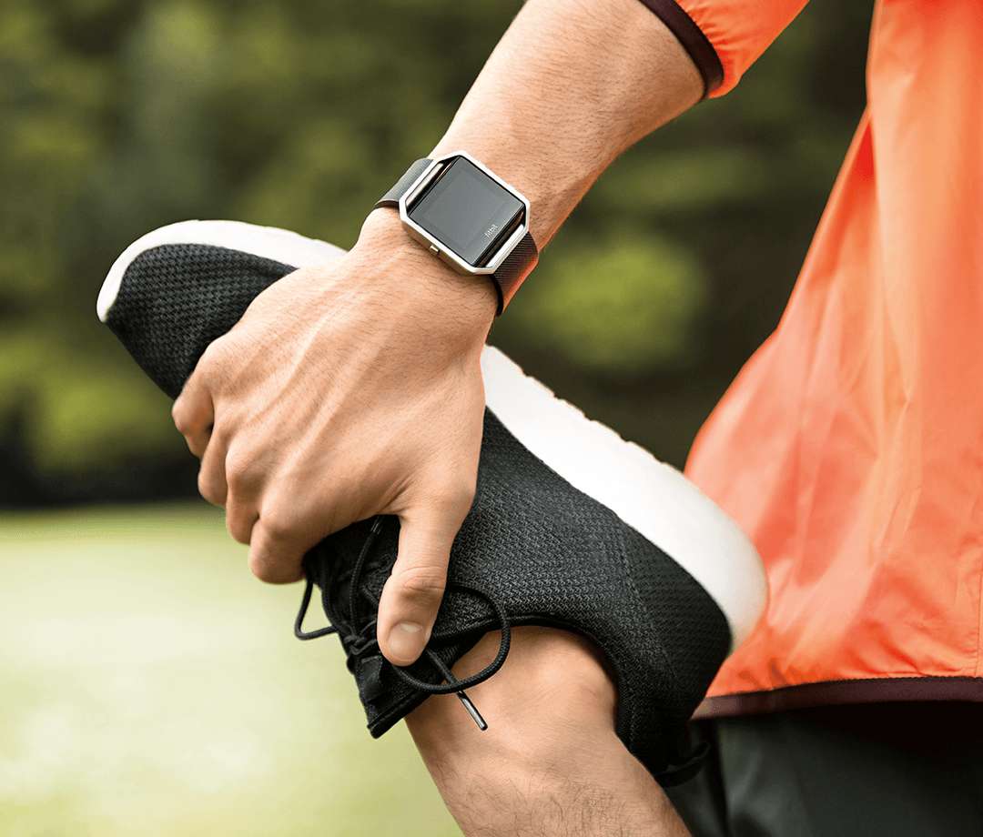 Il nuovo wearable di Fitbit è Blaze, uno smartwatch con 5 giorni di autonomia (foto)