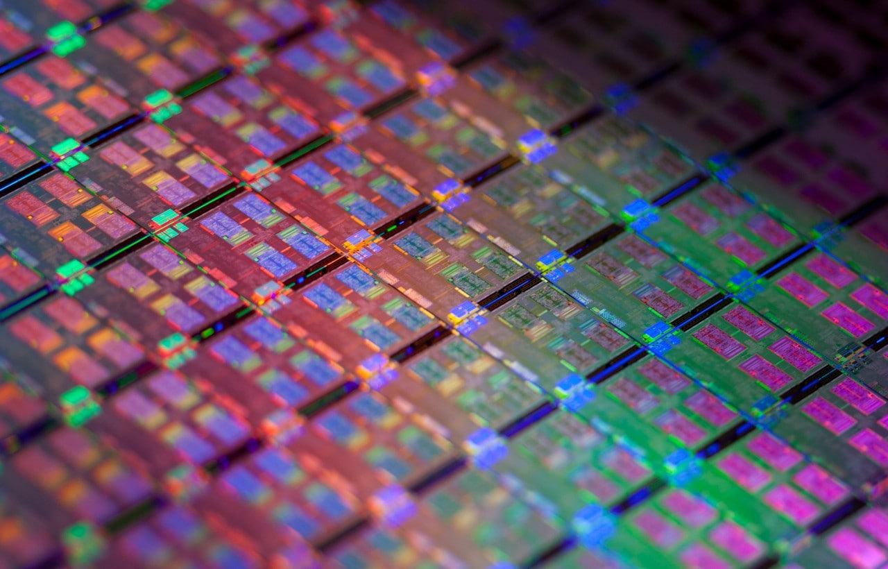 Samsung avvia la produzione delle RAM a 10 nm, presto anche per smartphone