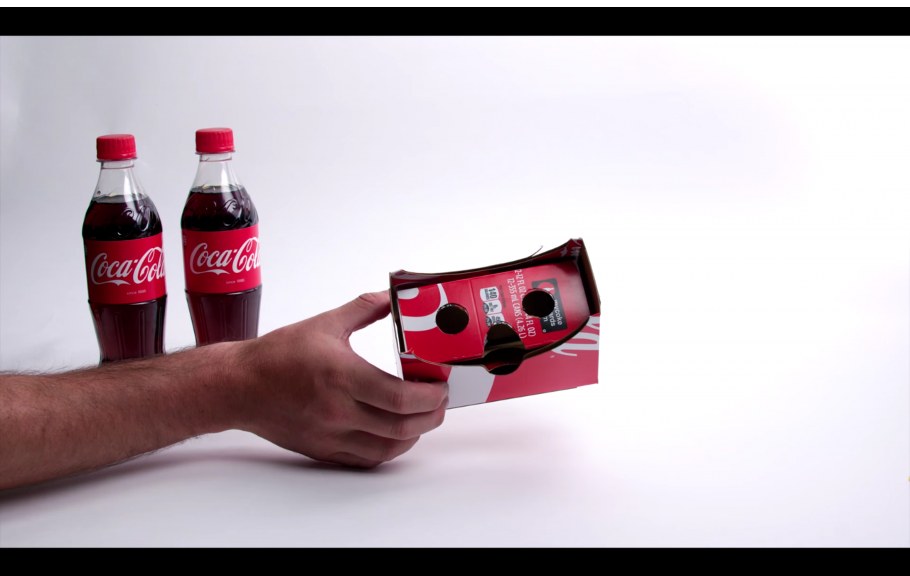 Un Cardboard è il miglior modo di riciclare un cartone di Coca-Cola (video)