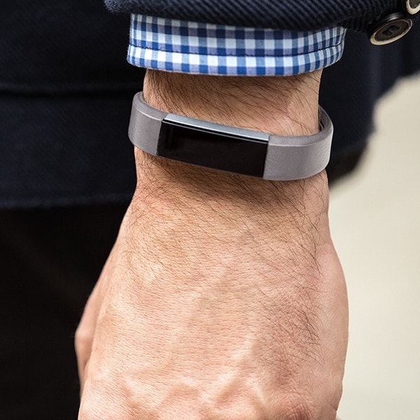 Fitbit Alta è un braccialetto smart che vuole essere anche bello (foto)
