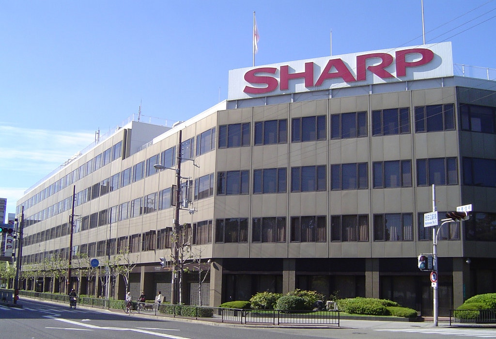 Sharp passa a Foxconn: il colosso taiwanese vuole i suoi display