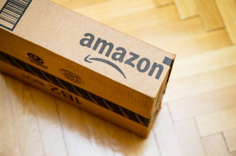 Amazon re-inserisce a listino molti prodotti non essenziali