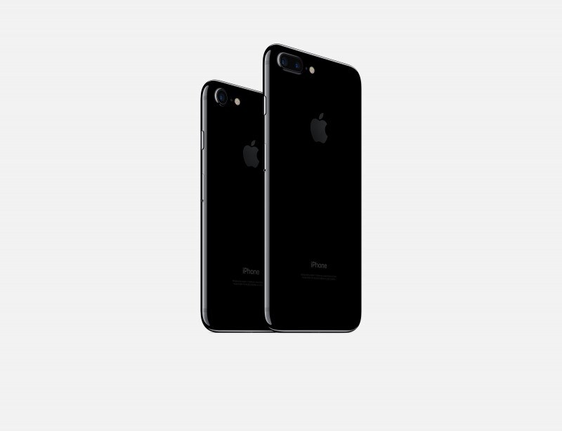 iPhone 8 potrebbe arrivare in due versioni da 5,5&quot;, ma solo una con schermo OLED
