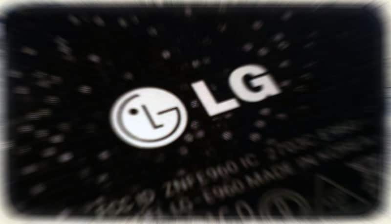 Anche LG ha brevettato uno smartphone/tablet pieghevole