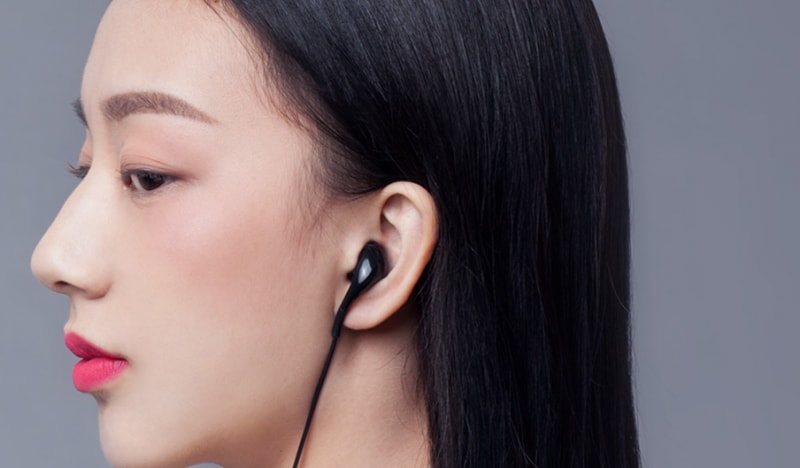 Meizu EP2X: semplici cuffie in-ear che promettono qualità per 17€ (video)