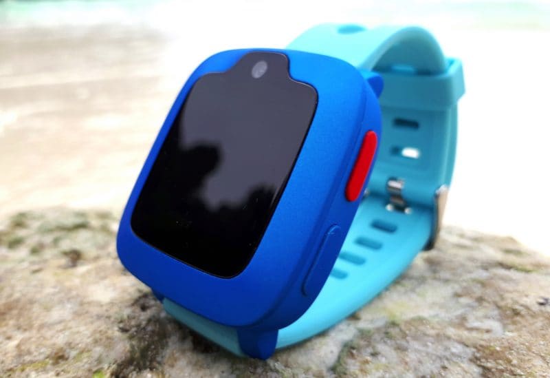 Omate lancia il primo smartwatch LTE per le videochiamate (foto)