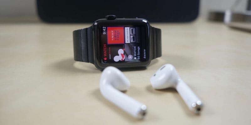 Vodafone: AirPods a 3€ al mese con l&#039;acquisto a rate di un nuovo Apple Watch serie 4