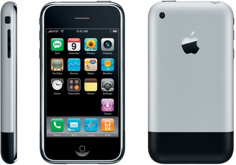 Esattamente 10 anni fa iniziava la vendita dei primi iPhone