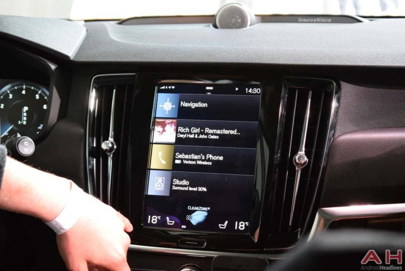 CarPlay ed Android Auto per l&#039;infotainment Volvo: arriva il nuovo Sensus Connect