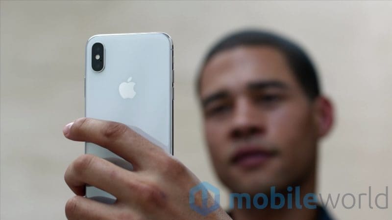 Sapevate che iPhone X non ha ancora ottenuto i permessi per essere venduto?