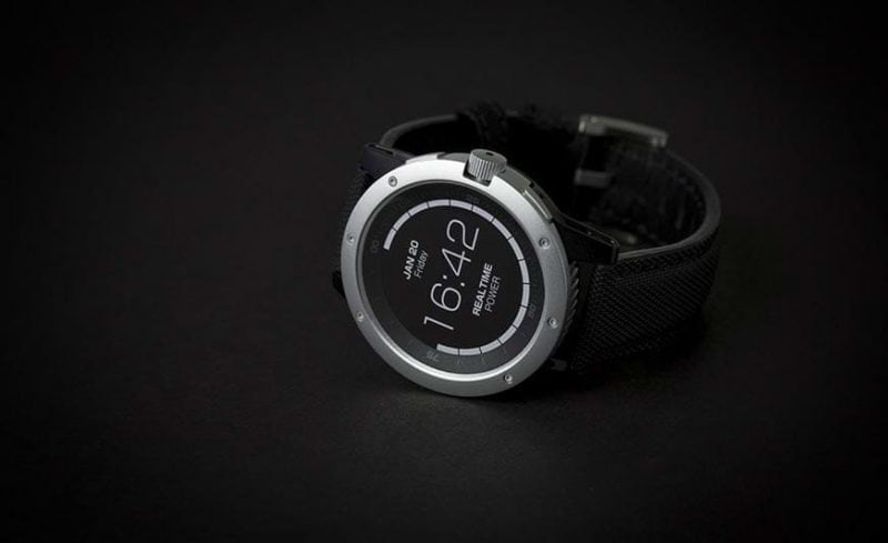 Matrix PowerWatch è lo smartwatch che non ha bisogno di essere ricaricato (foto e video)