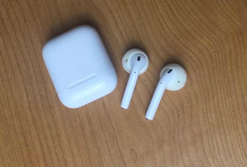 Questo piccolo trucco può migliorare sensibilmente la qualità audio delle cuffie Apple AirPods (video)