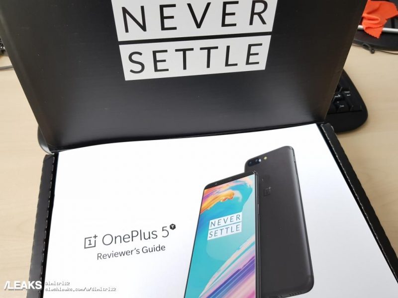 Ed ecco anche un bel video unboxing della review unit di OnePlus 5T, perché... perché no?