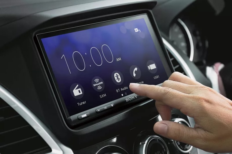 L&#039;autoradio non è morta: questa di Sony ha un display da 7&quot;, Android Auto e CarPlay