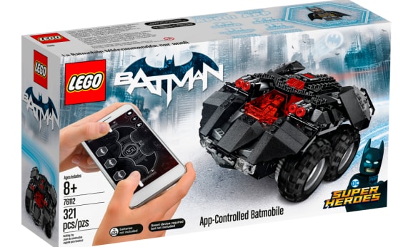 Come resistere alla Batmobile controllabile da smartphone? LEGO ha in mente questo e molto altro (foto)