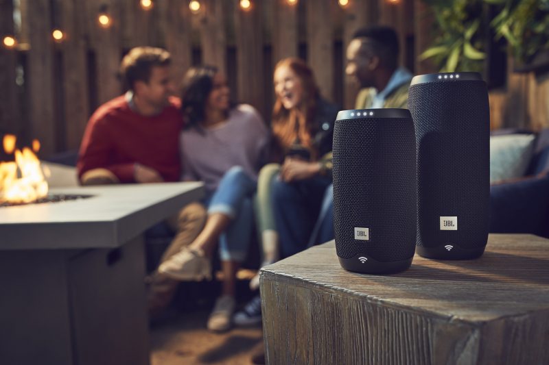 JBL LINK: ecco gli speaker wireless con supporto Google Assistant e Chromecast (foto)