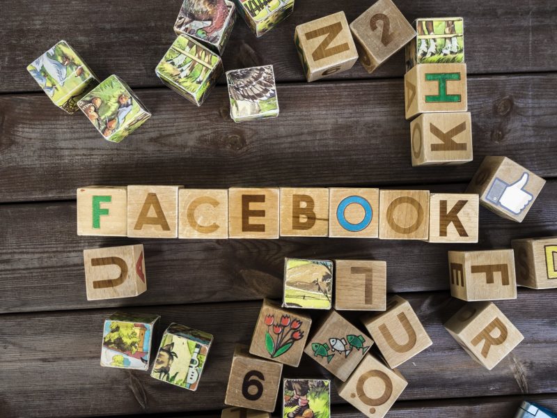 Paga con Facebook: il social network diventa sempre più un marketplace (foto)