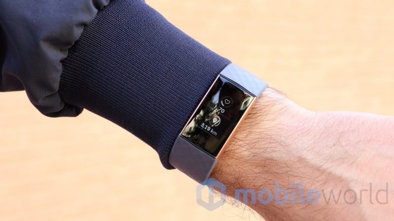 Super offerta per Fitbit Charge 3, lo smartwatch travestito da smartband!