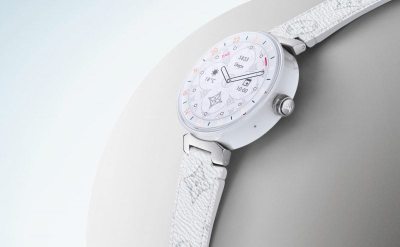 Louis Vuitton rinnova il suo smartwatch di lusso con un SoC più efficiente e un&#039;edizione in ceramica bianca (foto)