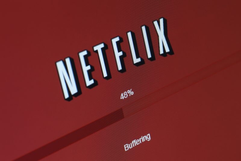 Finalmente anche Netflix per iOS scarica automaticamente i nuovi episodi
