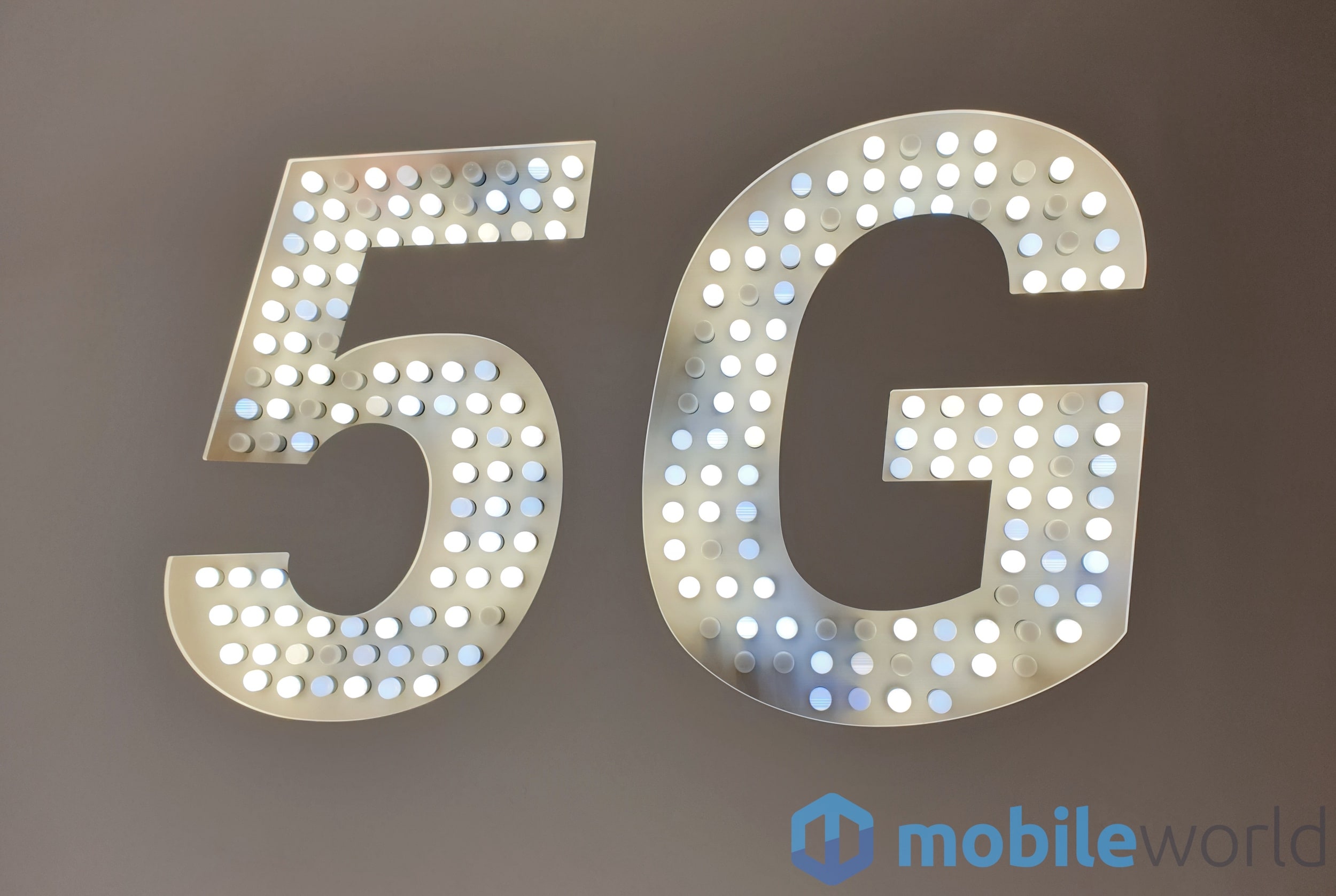 هل ستتمكن شركة 5G من إعادة النمو في صناعة الهواتف الذكية؟ IDC يقول نعم! 171