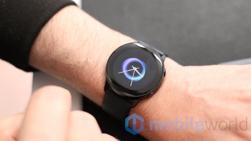 Galaxy Watch Active si fa altruista: le sue watch face ufficiali disponibili per gli altri smartwatch Samsung