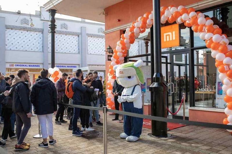 Xiaomi festeggia l&#039;apertura del quinto Mi Store italiano a Valmontone Outlet (foto)