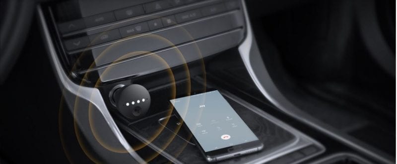Google Assistant nella vostra auto grazie a Roav Bolt: un piccolo Google Home nell&#039;accendisigari (foto)